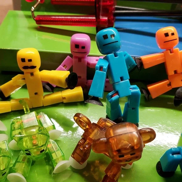 StikBot Collection with StikBot Studio - Picture 3 of 15